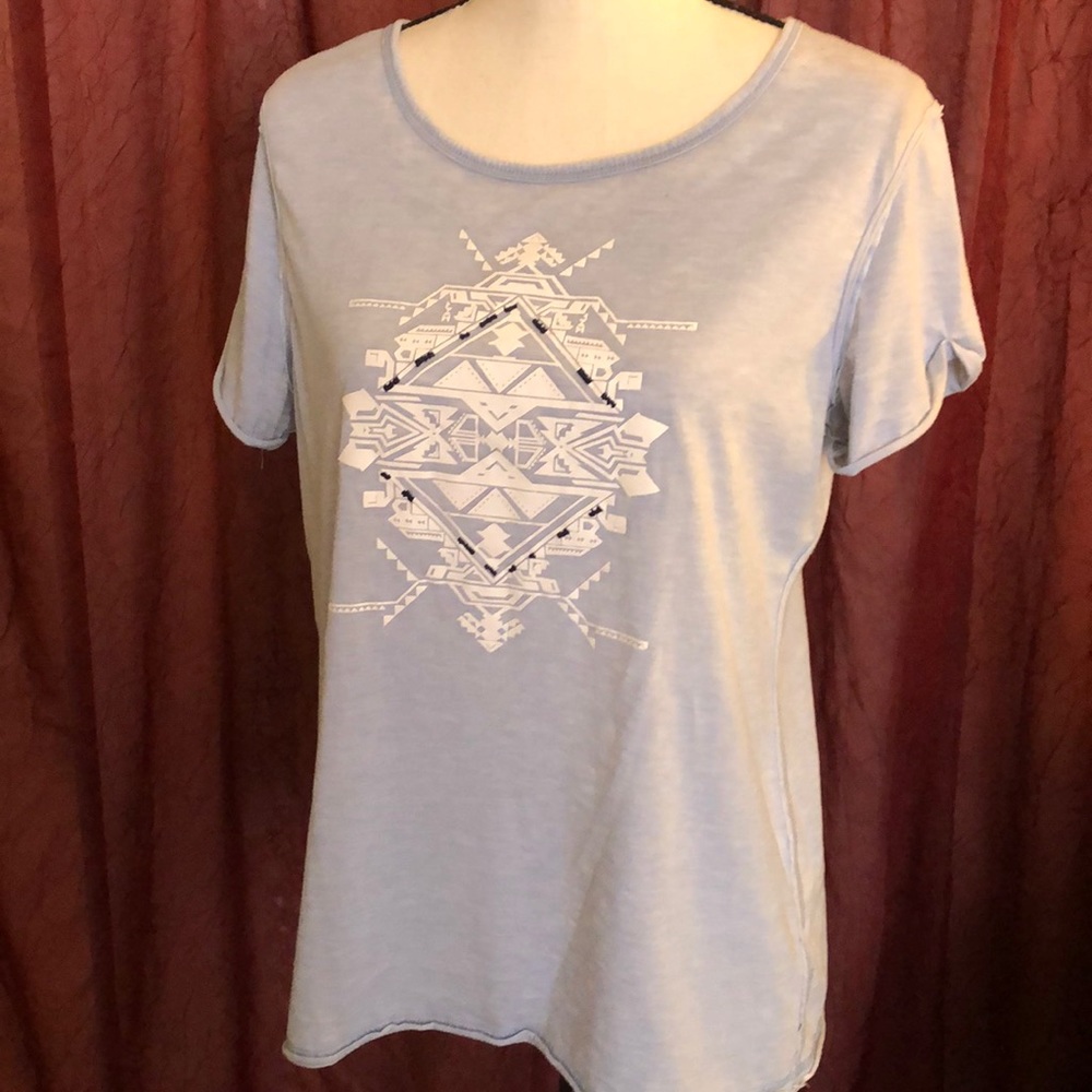 Women’s Buffalo Tee